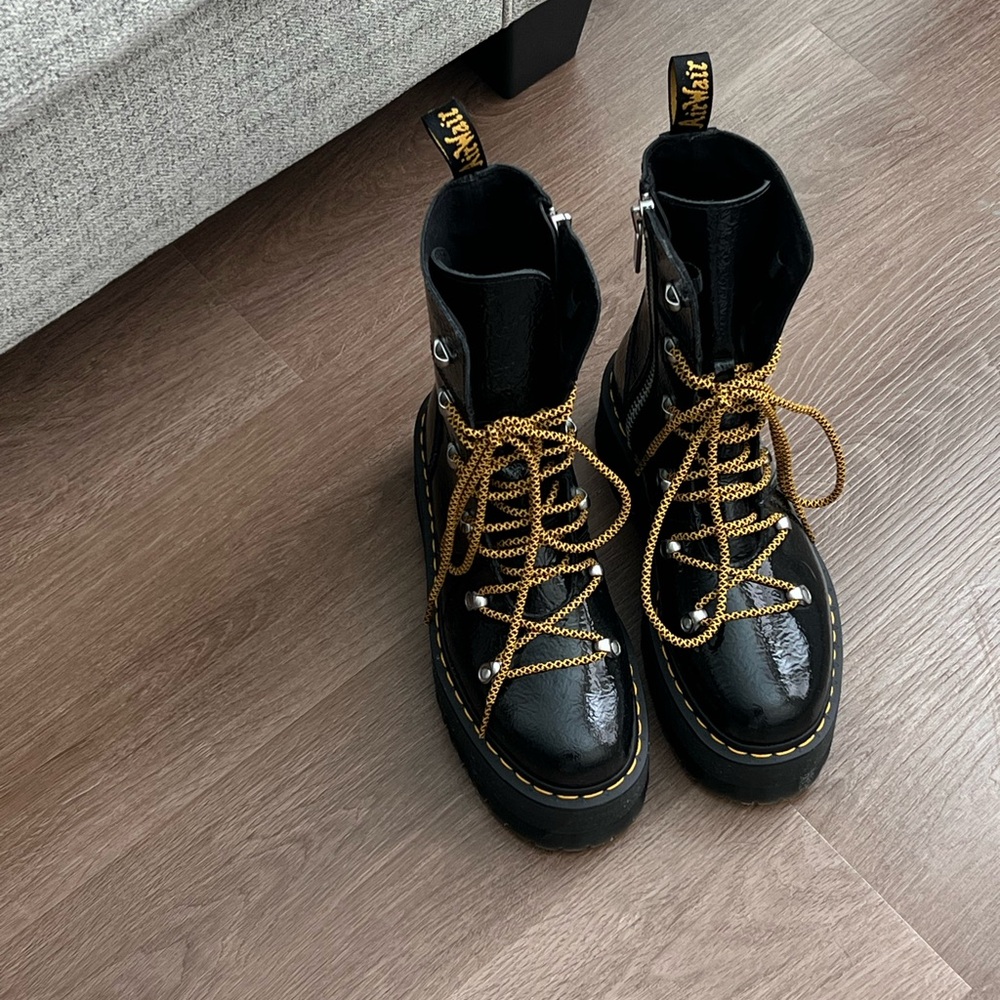 Dr. Martens GHILANA MAX Distressed Patent Leather Platform Boots